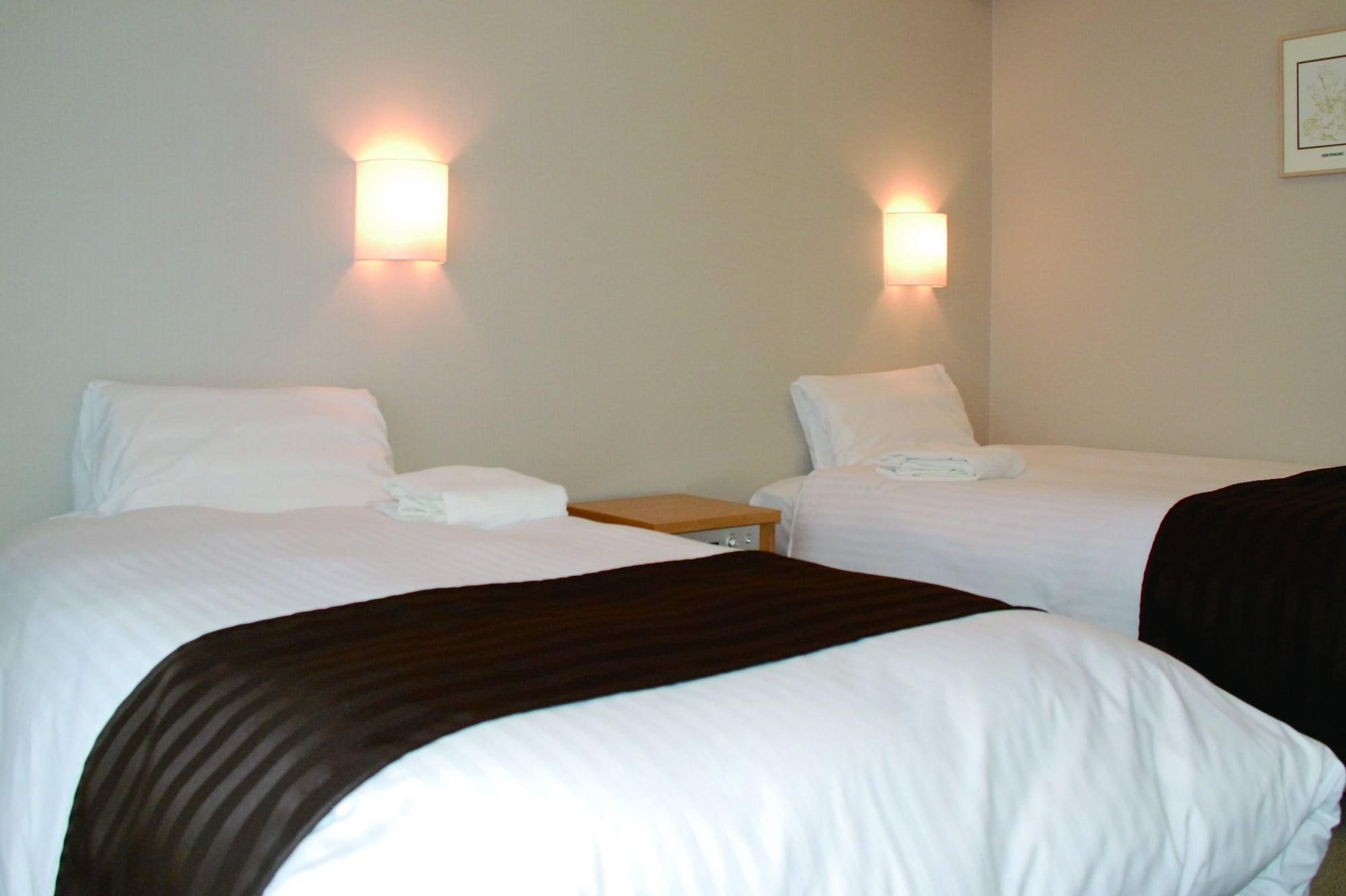 Hotel Plaza Annex Йокоте Екстериор снимка